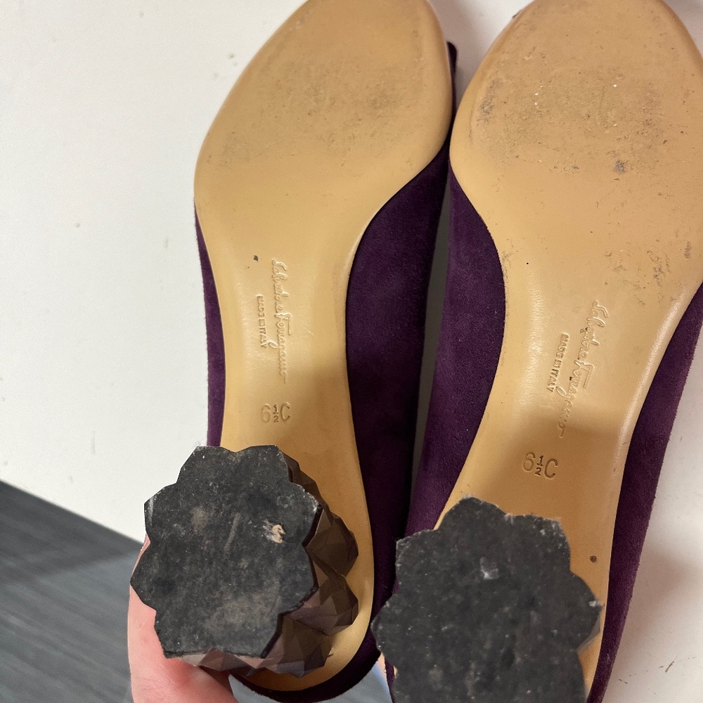 Salvatore Ferragamo Ortensia Purple Suede Refracted Heel - Picture 2 of 5